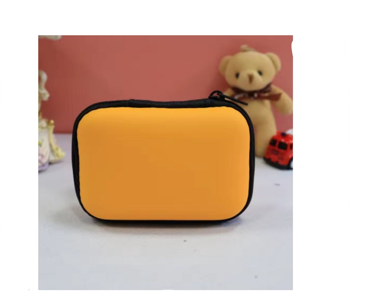 Geel - Vakantie - Organizer voor UNO, Pesten, Jokeren, Klaverjassen, Kwartet en Hartenjagen - Reisorganizer - Kaartspel - Speelkaarten - Opbergen - Hoesje – telefoonaccessoires