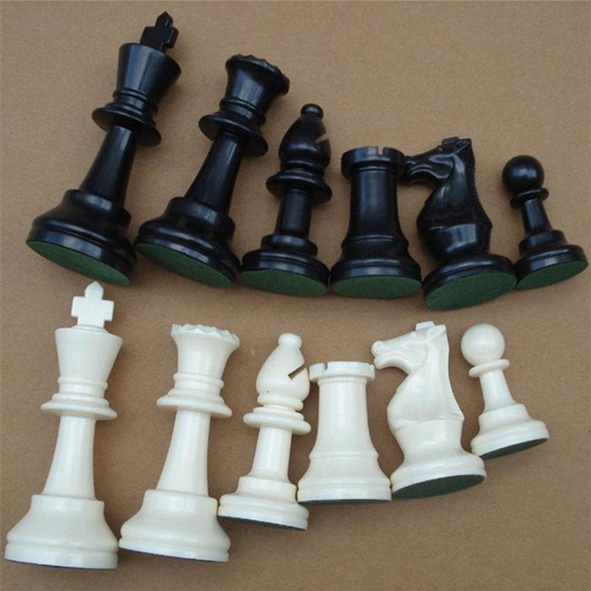 Zeynomax - Schaakspel - Kunststof schaken - Compleet set voor kinderen - 77mm - Schaakliefhebbers - Geschikt voor families - Speelplezier